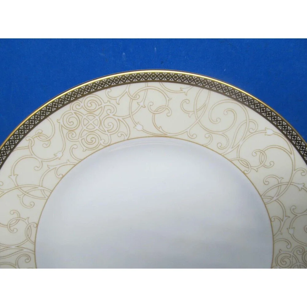 Wedgwood Celestial Gold Set Of 4 Bone China 8